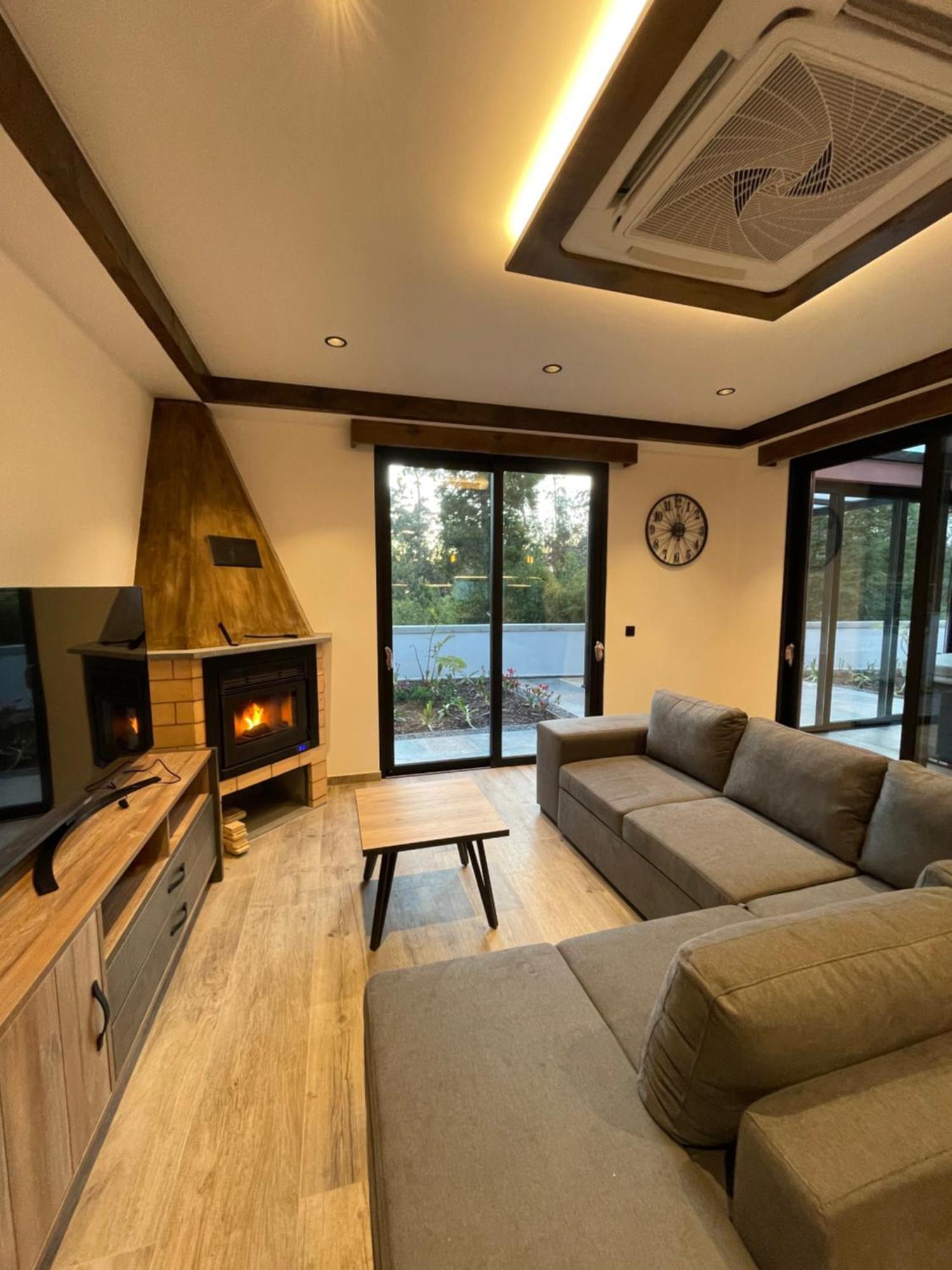 アルコ・ダ・カリェタ Casa Requinte - Jacuzziヴィラ エクステリア 写真